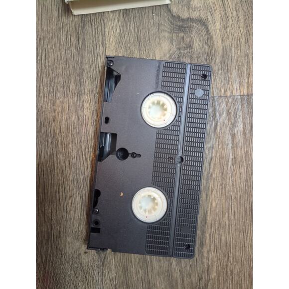 Message in a Bottle (VHS, 2000) - Picture 4 of 4